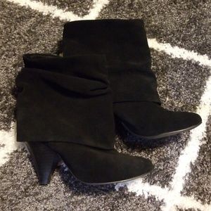 💛💛Steve Madden Black Booties